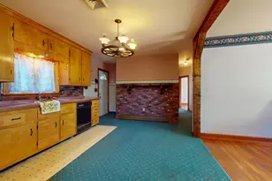 16 Clinton St, Dartmouth, MA 02748 - Photo 8