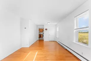 576 Sea St, Quincy, MA 02169 - Photo 2