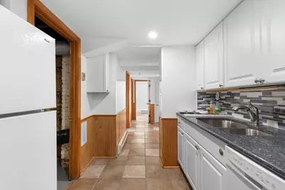 64 Pine St, Swampscott, MA 01907 - Photo 14