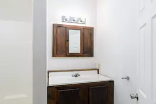 50 Pleasant St, Barre, MA 01005 - Photo 34