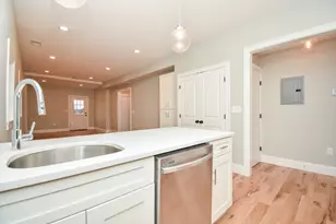1114 Saratoga St, Boston, MA 02128 - Photo 6