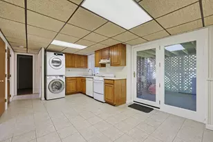 258 Dunbar St, Taunton, MA 02780 - Photo 32