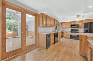 94 Green Dr, North Attleboro, MA 02760 - Photo 8