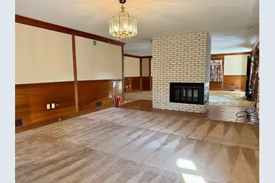 7 Fallon Dr, Westport, MA 02790 - Photo 16