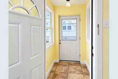 5 Branch St, Worcester, MA 01604 - Photo 12