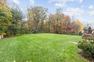 448 Malden St, Holden, MA 01520 - Photo 36