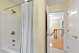 448 Malden St, Holden, MA 01520 - Photo 30
