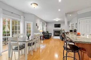 448 Malden St, Holden, MA 01520 - Photo 16