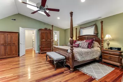 30 Everett Ave, Somerville, MA 02145 - Photo 12