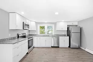 412 Oak St, Methuen, MA 01844 - Photo 4