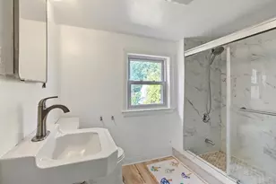 77 Progressive St, Worcester, MA 01604 - Photo 16