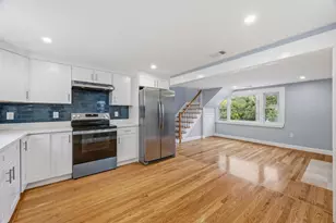 118 Washington St, Melrose, MA 02176 - Photo 1