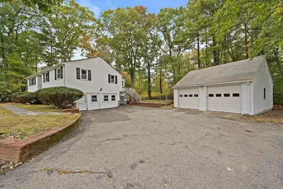23 Acorn Circle, Hanover, MA 02339 - Photo 2
