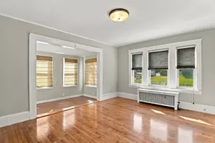26 Locust St, Brockton, MA 02301 - Photo 10