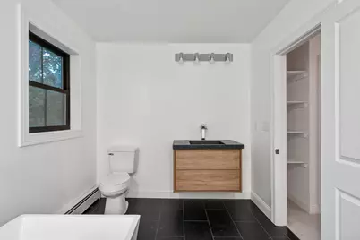 16 E Applewood Dr, Charlton, MA 01507 - Photo 24