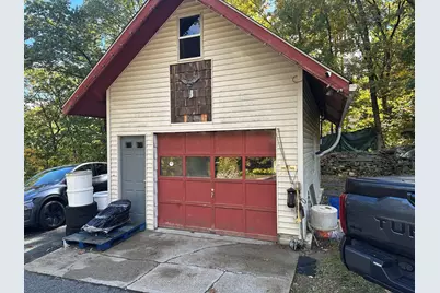 42 Hovey Road, Monson, MA 01057 - Photo 10