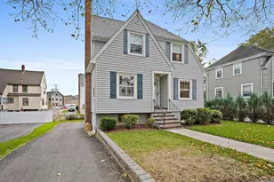 6 Rowe St, Milton, MA 02186 - Photo 2
