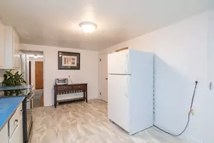 23 Gleason Rd, Northampton, MA 01060 - Photo 8