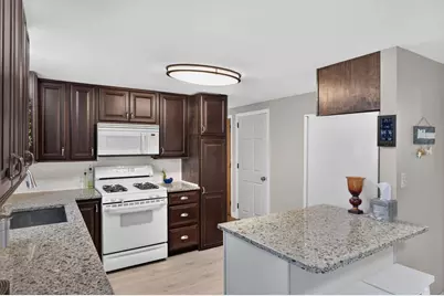 20 Frances Helen Rd, Yarmouth, MA 02675 - Photo 2