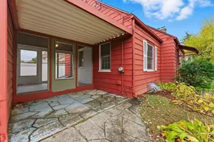 6 Bennington St, Springfield, MA 01108 - Photo 36