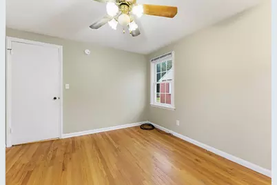 6 Bennington St, Springfield, MA 01108 - Photo 20