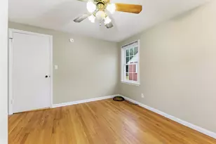 6 Bennington St, Springfield, MA 01108 - Photo 20