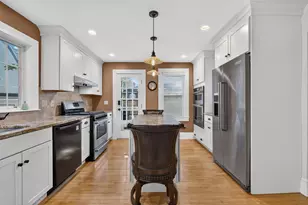 4 Hawthorn Rd, Milton, MA 02186 - Photo 14