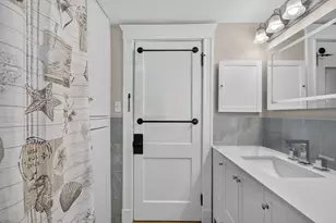 4 Hawthorn Rd, Milton, MA 02186 - Photo 20