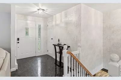 46 Stuart Pl, Westfield, MA 01085 - Photo 22