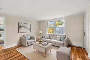 10 Parkview Ln, Haverhill, MA 01835 - Photo 2