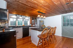 387 Middle St, West Newbury, MA 01985 - Photo 10
