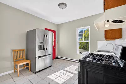 29-31 Auburn Street #1R, Everett, MA 02149 - Photo 2