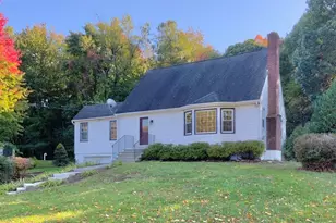 143 Highland St, Lunenburg, MA 01462 - Photo 4