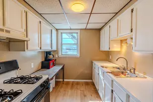 405 Warren St, Fall River, MA 02721 - Photo 6