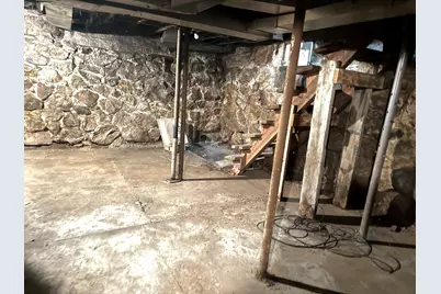 174 Main St, Williamsburg, MA 01039 - Photo 32
