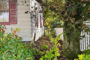 174 Main St, Williamsburg, MA 01039 - Photo 34