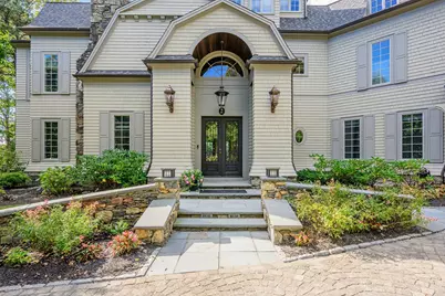 41 Shore Dr W, Mashpee, MA 02649 - Photo 4