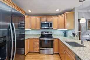 1201 Emerald Ct, Tewksbury, MA 01876 - Photo 4