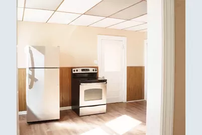 1 Wayne St, Worcester, MA 01603 - Photo 4