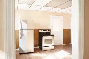 1 Wayne St, Worcester, MA 01603 - Photo 4