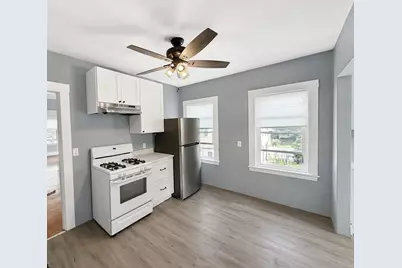 289 Southern Artery #2, Quincy, MA 02169 - Photo 6