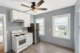 289 Southern Artery, Quincy, MA 02169 - Photo 6