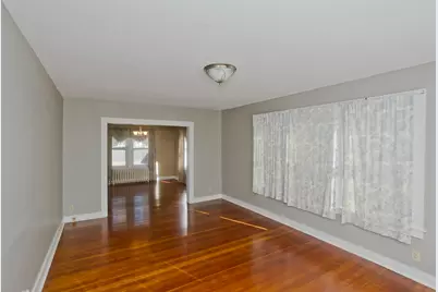 276 Tremont St, Springfield, MA 01104 - Photo 6