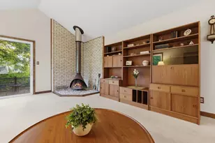 32 Neptune St, Beverly, MA 01915 - Photo 18