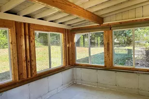 11 Sunflower Rd, Holbrook, MA 02343 - Photo 18