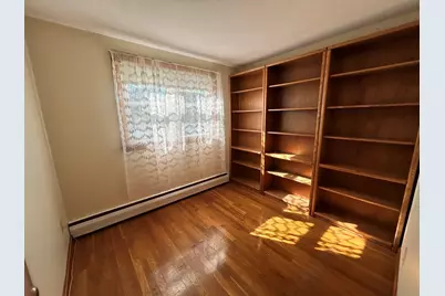 11 Sunflower Rd, Holbrook, MA 02343 - Photo 10