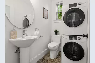 35 White Pl #3, Brookline, MA 02445 - Photo 14
