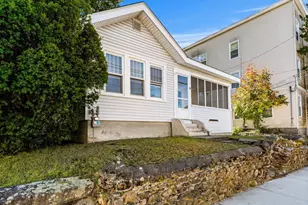 6 Hartford Ave W, Uxbridge, MA 01569 - Photo 32