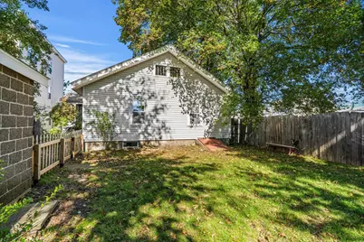 6 Hartford Ave W, Uxbridge, MA 01569 - Photo 30