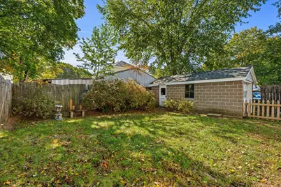 6 Hartford Ave W, Uxbridge, MA 01569 - Photo 28